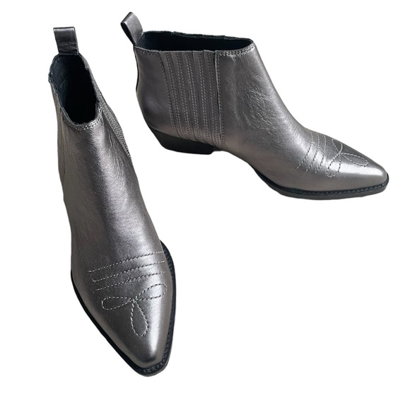 Botkier Shoes - Botkier Texas Western Silver Ankle Boots Booties 9.5